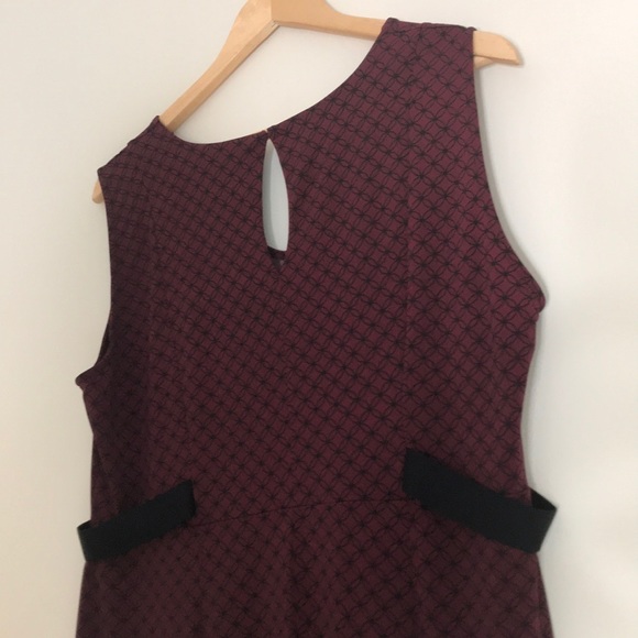 Motherhood Maternity Midi Dress Burgundy SZ Large - Picture 12 of 16